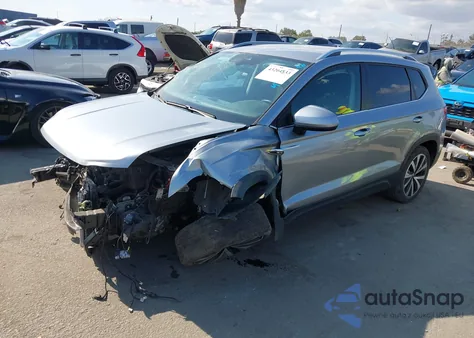 2024 Volkswagen Taos 1.5T Se z USA, uszkodzony, nr VIN 3VVSX7B21RM081579